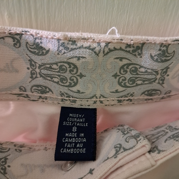 Gloria Vanderbilt Women's Capris - Picture 9 of 16